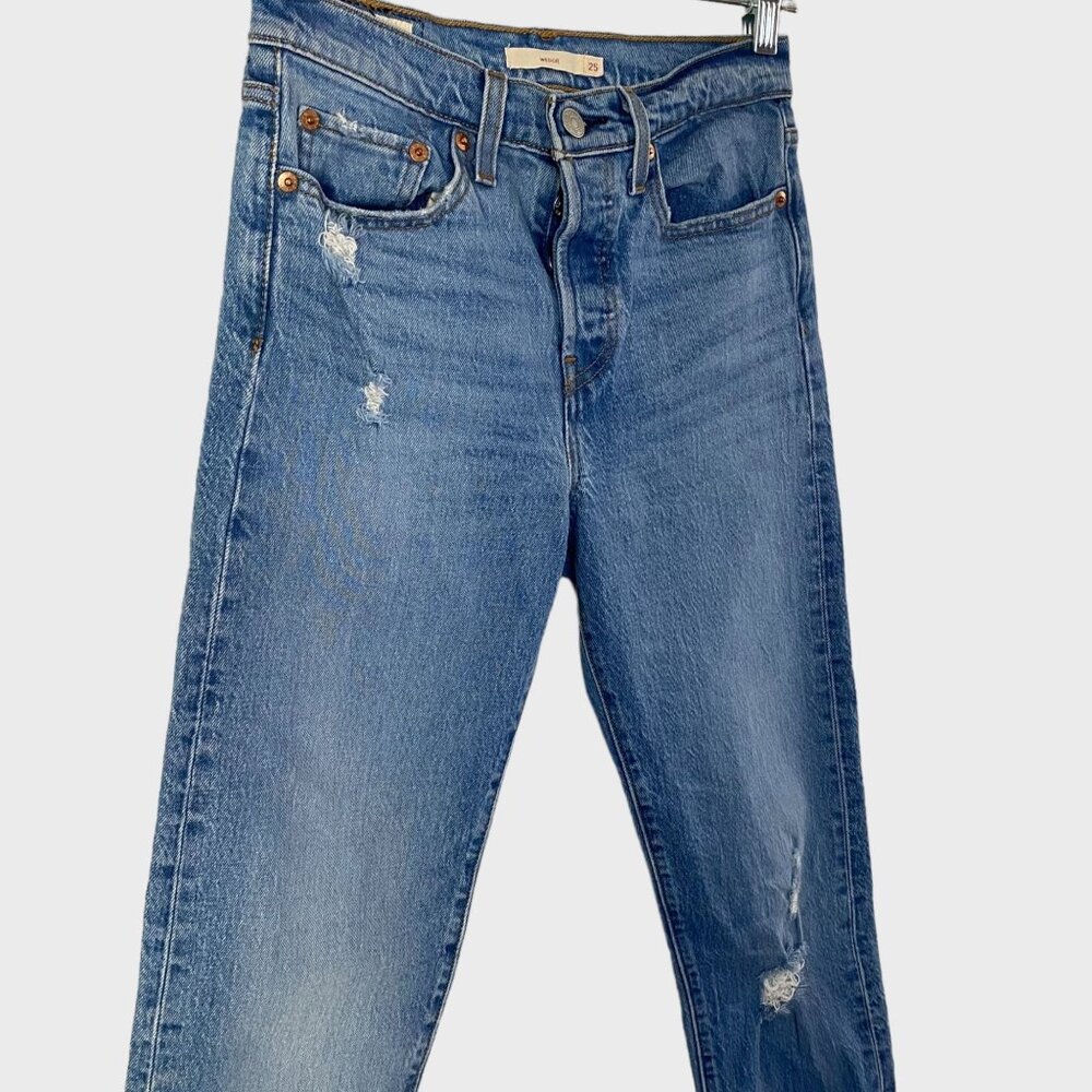 Levi's Wedgie Straight Fit Ankle Jeans Womens 25 Light Wash High-Rise Distressed - Picture 4 of 14